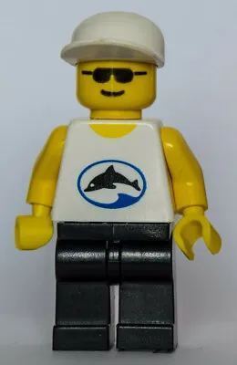 Buy LEGO® Minifigure Town Diver With White Dolphin T-Shirt White Cap - Div021 • 3.88£