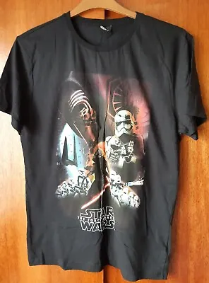 Buy Star Wars The Force Awakens T Shirt Size M Black Graphic Print  • 8.50£