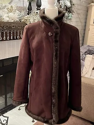 Buy Liz Claiborne Brown Plush Velour Winter Jacket W/ Faux Fur, Women’s (M) • 47.33£