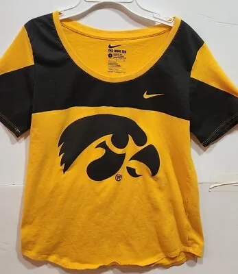 Buy Nike Womens SS T-Shirt University Of Iowa Hawkeyes Large Black Gold. • 9.63£