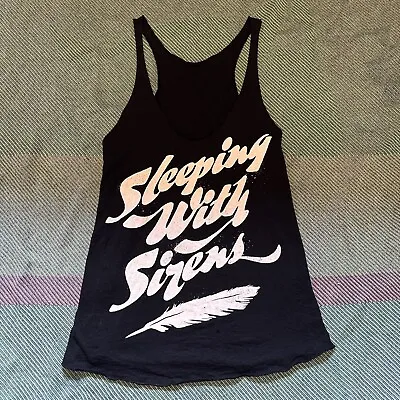 Buy SLEEPING WITH SIRENS Feather Logo Girls Tank Top - Hot Topic Release • 6.43£