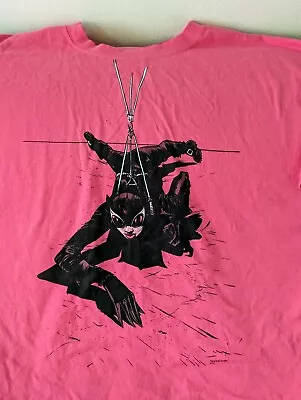 Buy Paul Pope’s Cat Woman On Pink T-Shirt Size 2XL • 18.94£