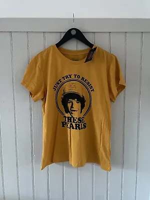 Buy Stranger Things Dustin T-Shirt Women’s Size XL BNWT Netflix Merchandise Yelow • 9.99£
