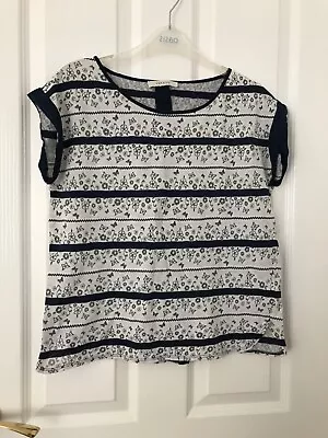 Buy Casual Top From Oasis - Size S • 1£