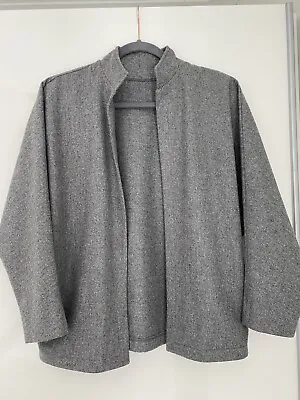 Buy Women’s Grey Wool Cape/Blazer • 25£