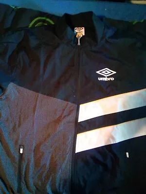 Buy Umbro Black Full Zip Jacket • 7.50£