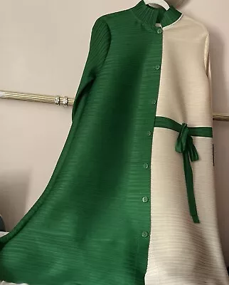 Buy Neslay Paris Bouncy Pleated  Emerald Green,Cream Dress/Long Jacket OS BNWT • 78£