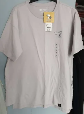 Buy Uniqlo, Snoopy, Peanuts Short Sleeved T-shirt With Crew Neckl. Size S • 11£