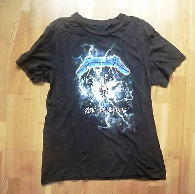 Buy METALLICA / Ride The Lightning Tour 1984 Reprint T-Shirt Gr. Ca. M In Schwarz No • 10.28£