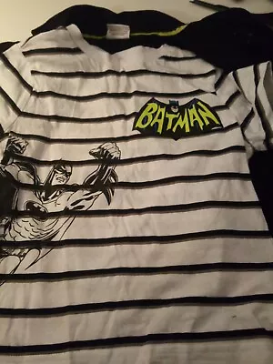 Buy Batman T Shirt, Shirt And Short Set 4-5 Yrs • 6£