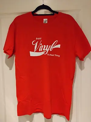 Buy 'Vinyl Collectors' Logo T Shirt - Gildan 'Heavy Cotton' Brand - Red - UK. Size L • 9£
