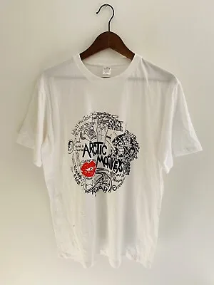 Buy Arctic Monkeys - Various Lyrics T-shirt.  Black/white/red.  Medium. • 15£