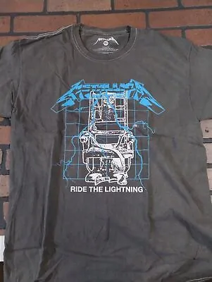 Buy METALLICA - Distressed 2022 Ride The Lightning Men's T-shirt ~Never Worn~ S M • 34.90£
