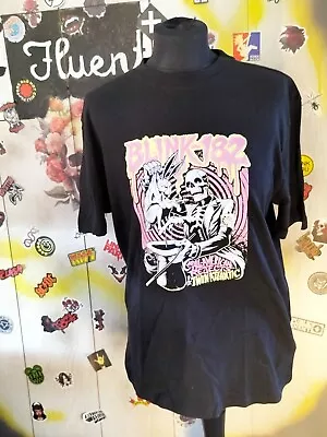 Buy Blink 182 T-Shirt Small • 14.50£