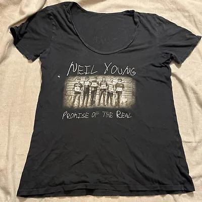 Buy Neil Young T-Shirt Womens M Promise Of The Real 2018 Quebec Juillet Festival • 28.45£