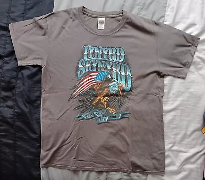 Buy Lynyrd Skynyrd- Real American Rock & Roll World Tour 2015 Grey T Shirt. Large • 10£