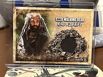 Buy Topps Walking Dead Relic Card The King Clothing Swatch Mint Condition New • 14.20£