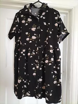 Buy Ladies Miss Guided Size 6 Black And Floral T-shirt Dress  Shirt Sleeved • 5£