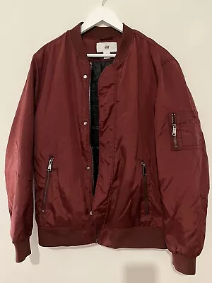 Buy Men’s Oversized Burgundy Bomber Jacket From H&M • 12£