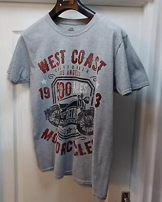 Buy Mens - West Coast - T Shirt - (Grey) Size Large • 0.99£