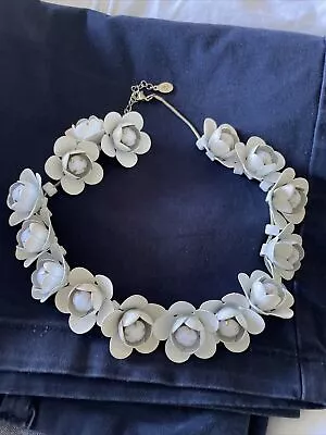 Buy Jewellery Accessories White Flower Chain Necklace Gift • 1.99£