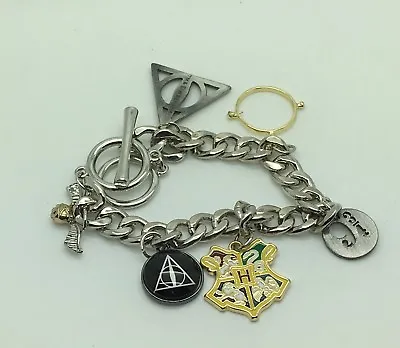 Buy Harry Potter Charm Bracelet Hogwarts Crest 9 3/4 Deathly Hallows Snitch • 28.94£