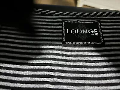 Buy Evans Lounge Top Grey/black Striped 14/16 • 3£