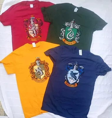 Buy Harry Potter T-shirts - Size Medium Gryffindor, Hufflepuff, Slytherin, Ravenclaw • 10£