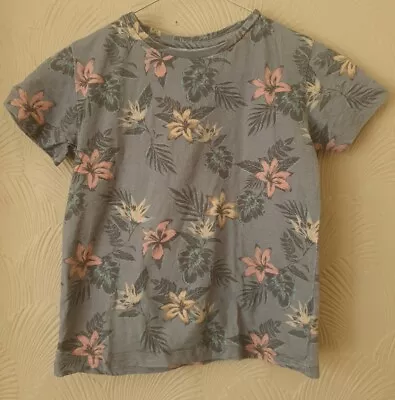 Buy Next T Shirt Size 7 Years Floral Pattern Grey  • 8.50£