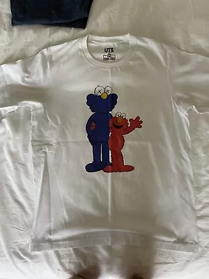 Buy UNIQLO Kaws X Sesame-Street Elmo Shirt Mens - White, Medium M • 19.99£