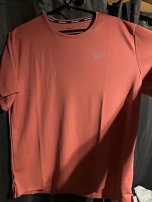 Buy Nike Uv Miler T-shirt - Rare Adobe Red Large Mens Large✔️ • 29.84£