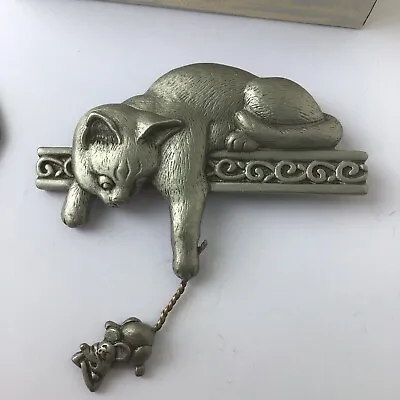 Buy Vintage JJ Jonette Cat & Dangling Mouse Pewter Pin Badge Brooch Boxed Jewelry  • 27.99£