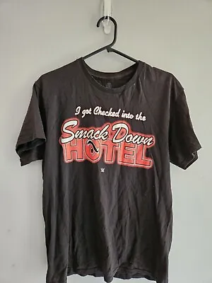 Buy WWE The Rock Smackdown Hotel T-Shirt - Medium • 12£