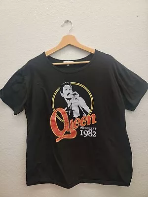 Buy VTG 1982 Queen In Concert T-shirt Promo Tour Single Stitch Women’s XL. • 56.99£