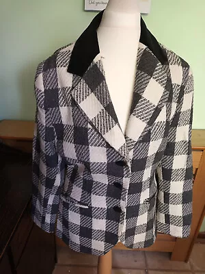 Buy Grey And Ivory Checked Ladies Jacket With Velvet Collar Size 10 • 6.99£