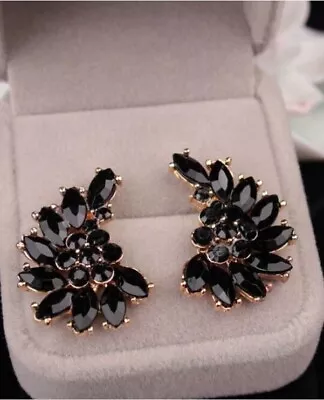 Buy Womens Beautiful Black Crystal Gold Metal Decor Stud Earrings Jewellery Wedding • 4.45£