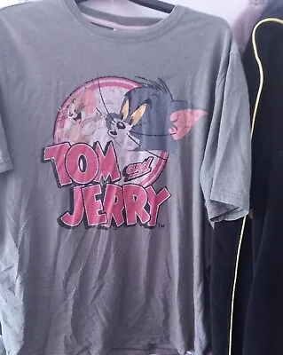 Buy  Tom And Jerry Official Green Kharki Men's Mens T-shirt Large  • 5.45£