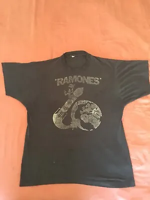 Buy RAMONES Vintage ROCKET TO RUSSIA Original T-Shirt Sz M/L Punk NYC Sire Rec CBGB • 2,362.66£