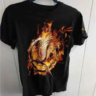 Buy Hunger Games Catching Fire Short Sleeve Graphic Tee Small • 9.64£