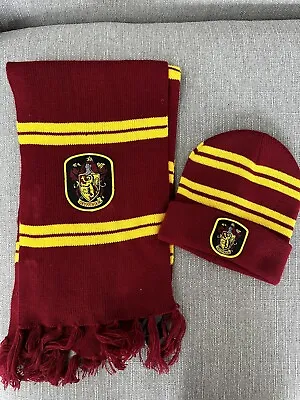 Buy Harry Potter Gryffindor Hat And Scarf Wizarding World Official Item • 18.80£