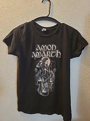 Buy Amon Amarth Size M Women's Black Tshirt • 16.09£