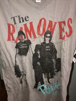 Buy Vintage T Shirt - The Ramones Punk 1978 V Neck Gray Size S 1-2-3-4 Brand • 189.01£