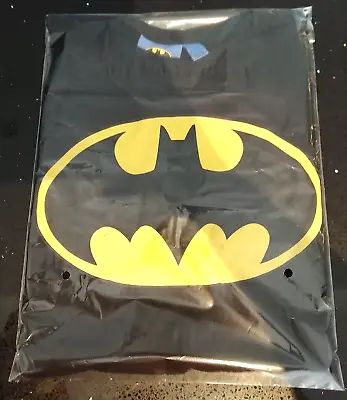Buy DC Comics Official Batman Bat Signal T-shirt Size Large Pre-Owned Good Condition • 6.50£
