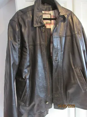 Buy Gents Genuine Leather Jacket.  Very Heavy With Detachable Collar. Size L • 80£