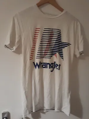 Buy Vintage Wrangler T Shirt • 10£