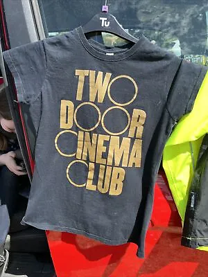 Buy Two Door Cinema Club Fan T Shirt  • 9.99£