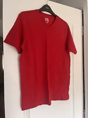 Buy Burton Men’s Size Small Red Short Sleeve Y2K T-shirt • 2£