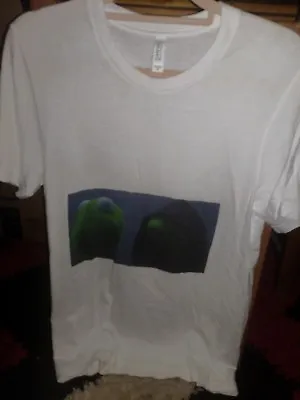 Buy White Kermit T-shirt. Size M. • 10£