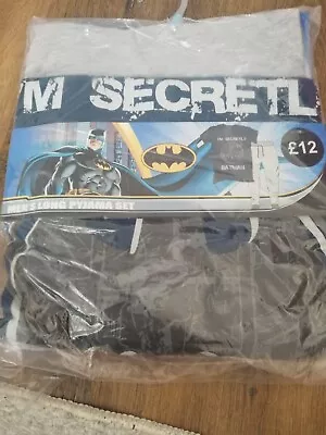 Buy Men's Long Pyjama Set Batman • 12£