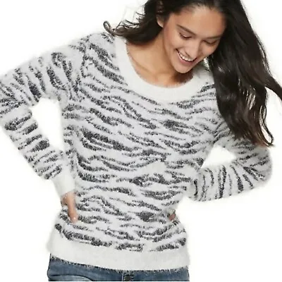 Buy Mudd Women's SOFT PLUSH Animal Print Eyelash Fuzzy Sweater Zebra Size XXL NEW • 15.37£